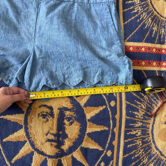 Ann Taylor LOFT The Riviera Short Linen Blend Scalloped Hem Pockets Blue Size 10 - Picture 10 of 10